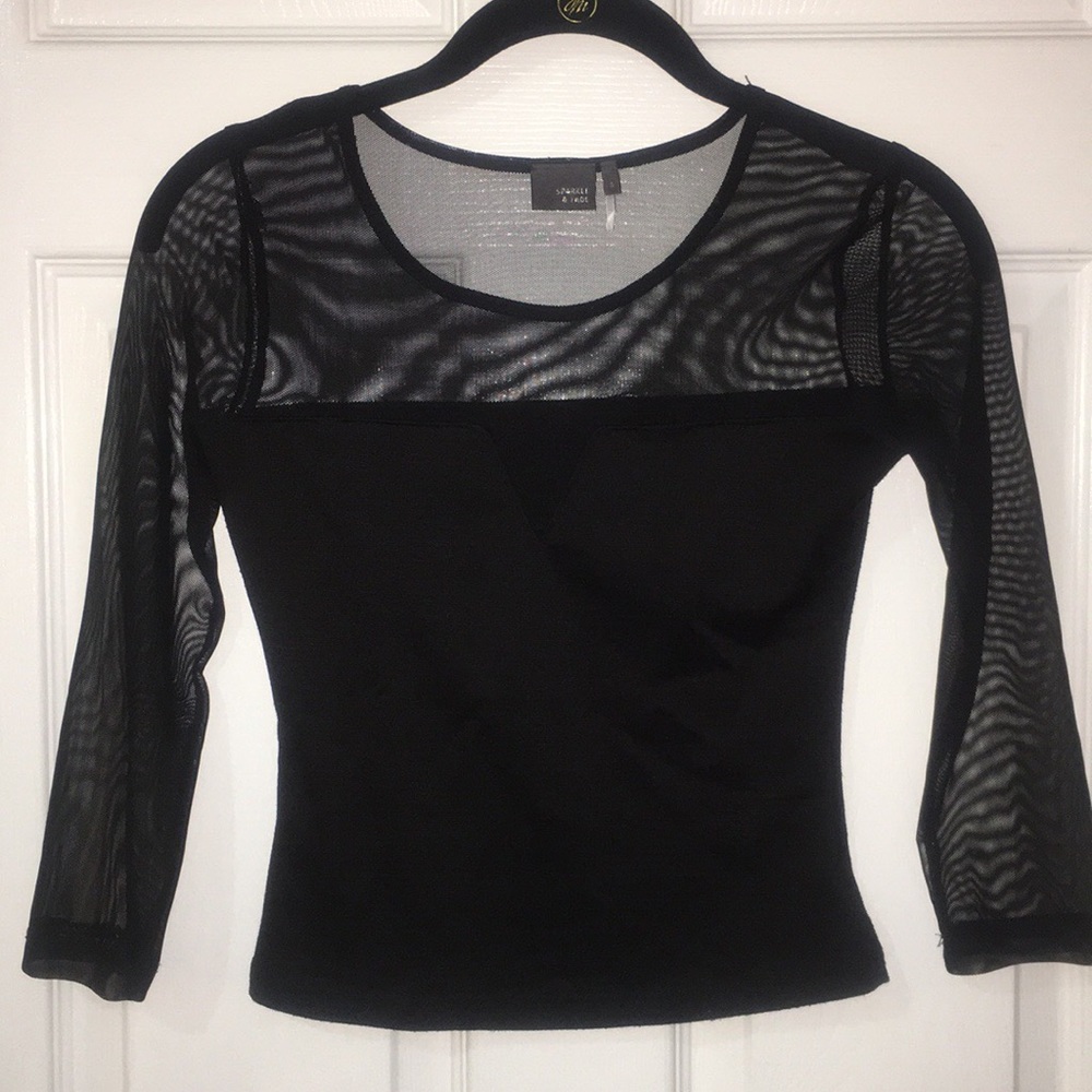 Black crop top, mesh top and 3/4 sleeves